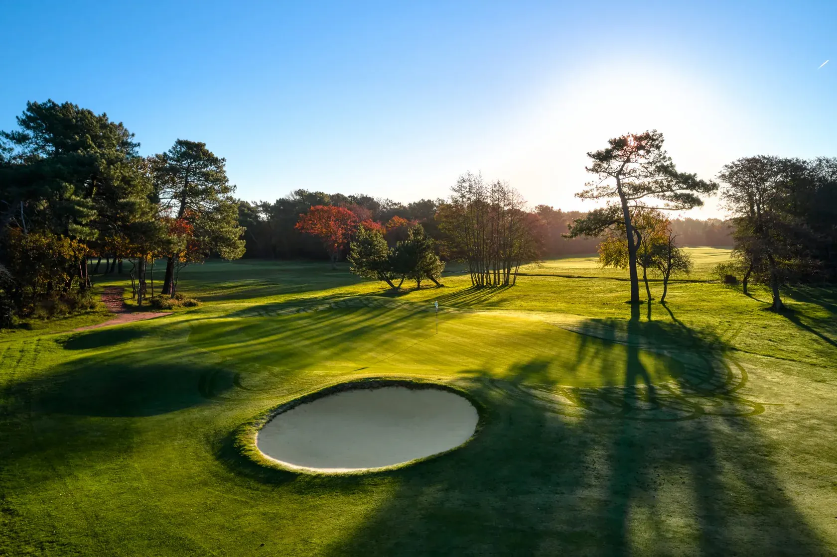Le Touquet Golf Resort — green et bunker dans la pinède, lumière d’automne